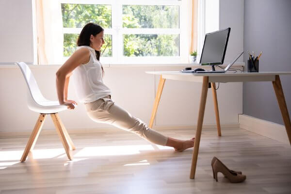 Chair-Exercises_-6-Workouts-You-Can-Do-Sitting-Down